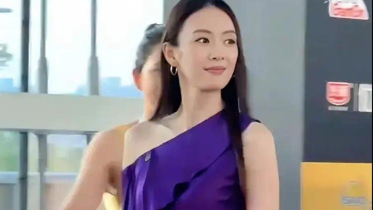 嫁对了人有多重要？看看10年后章子怡和童谣，答案一目了然封面图