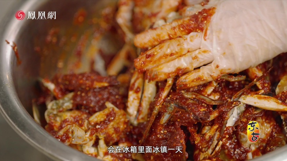 暢游中國(guó)：西塔街的別樣風(fēng)味，當(dāng)朝鮮辣醬遇上丹東梭子蟹