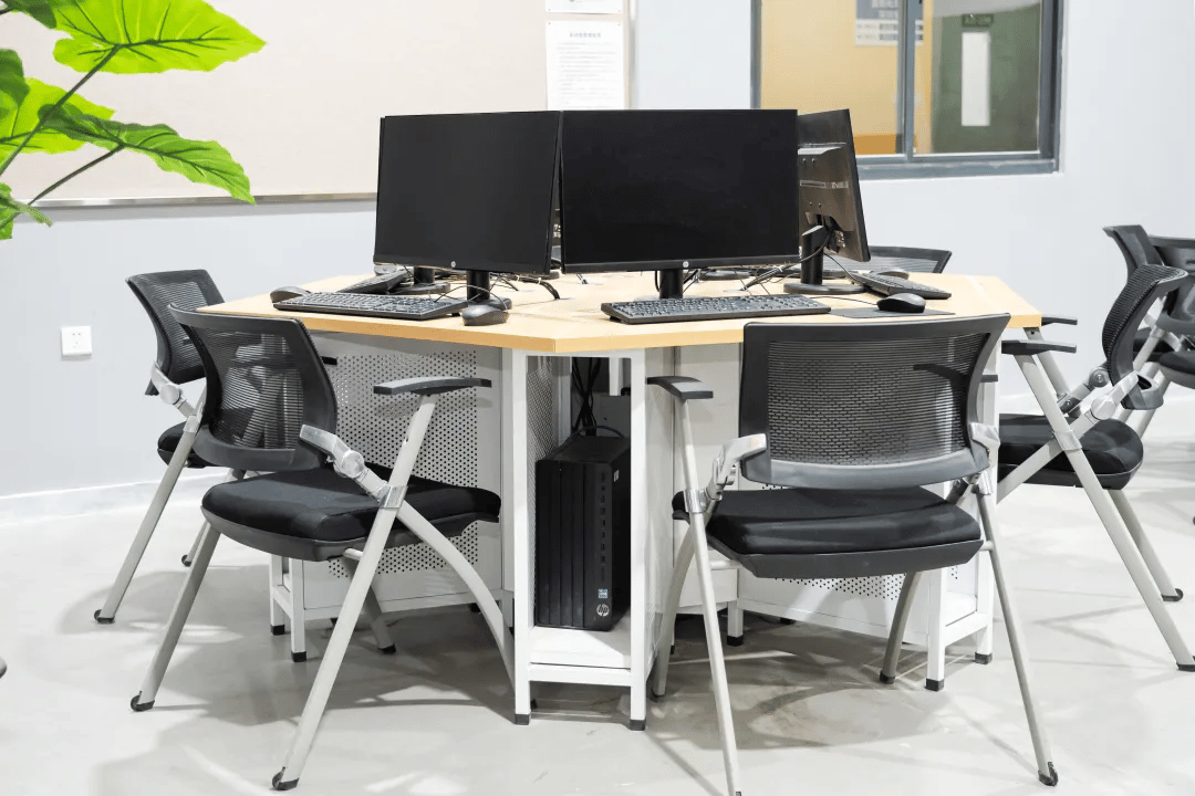 西安汽车职业大学：经济管理类专业实验实训基地