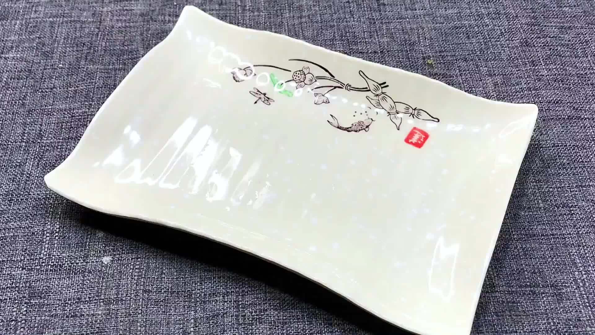 把豆腐放在冰箱里冻一晚，让60岁摆地摊的阿姨在市区买了三套房