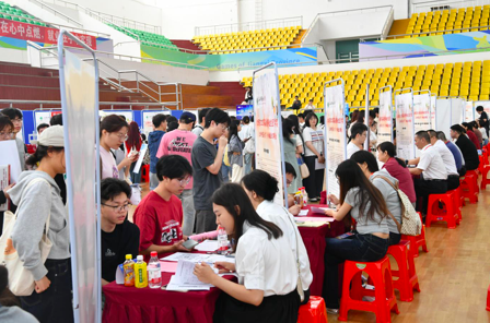 江西中医药大学将作风建设成效切实转化为民生实事成果