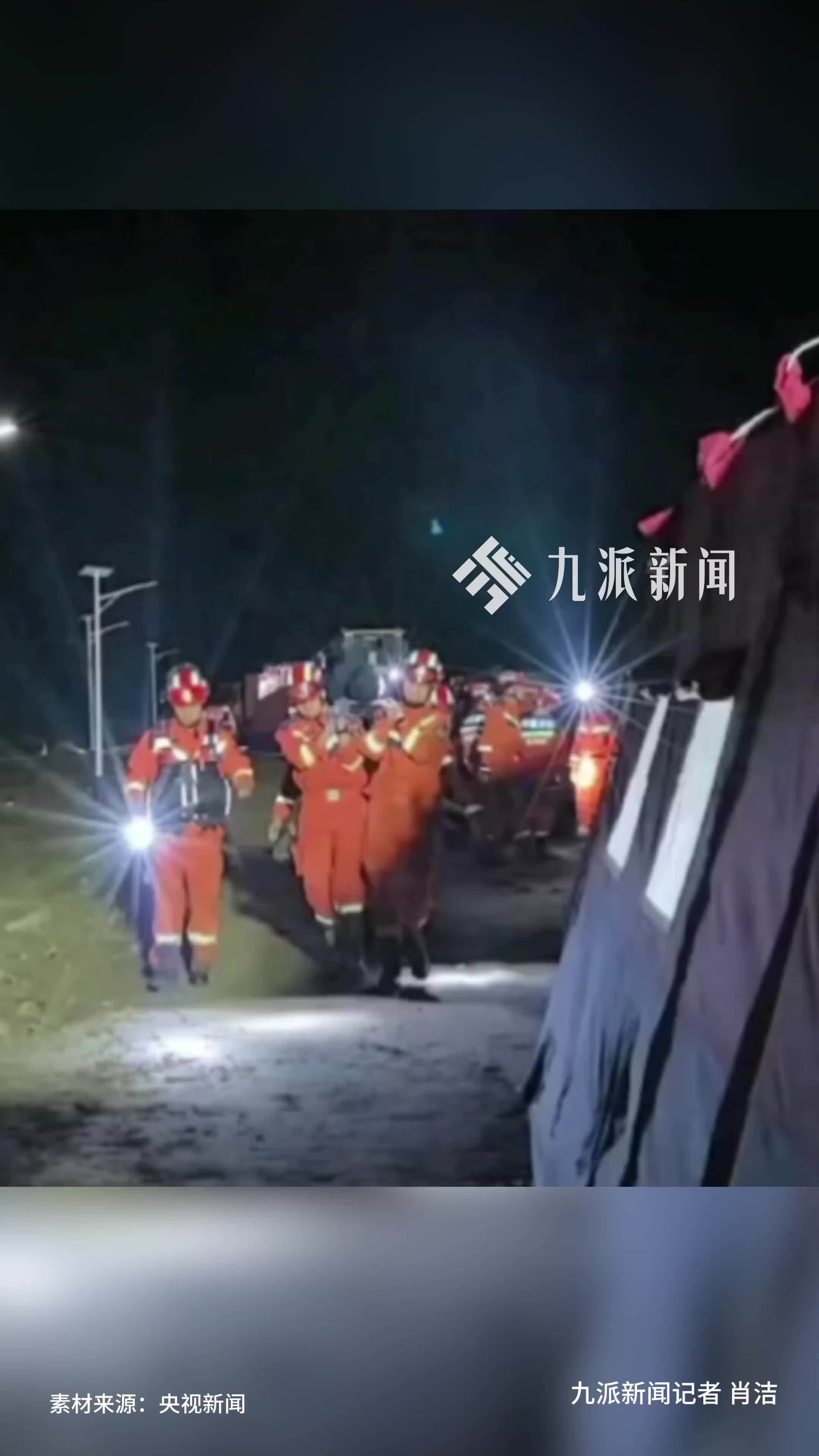 甘肃靖远山洪灾害致5人失联，村干部：正全力搜救