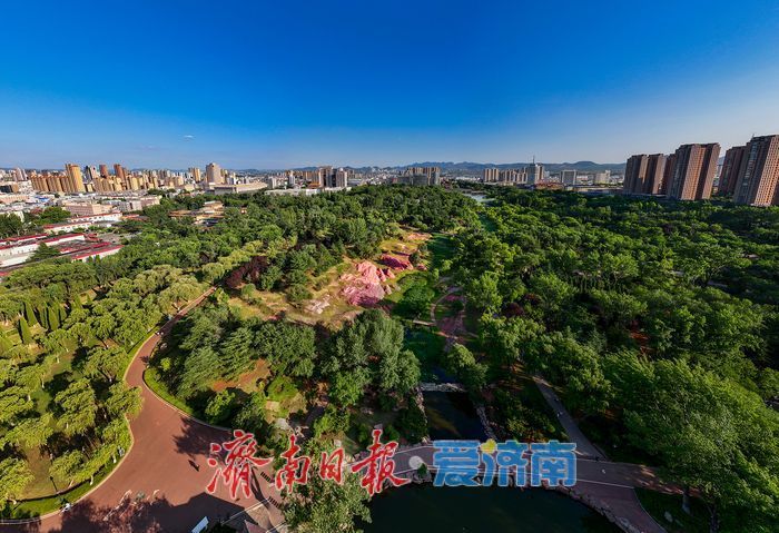 一年四季 泉在济南丨莱芜红石公园:繁华都市中的侏罗纪奇观