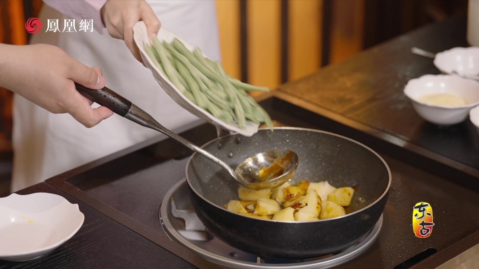 暢游中國：鍋包肉里的匠心傳承：一道非遺美食的百年演變