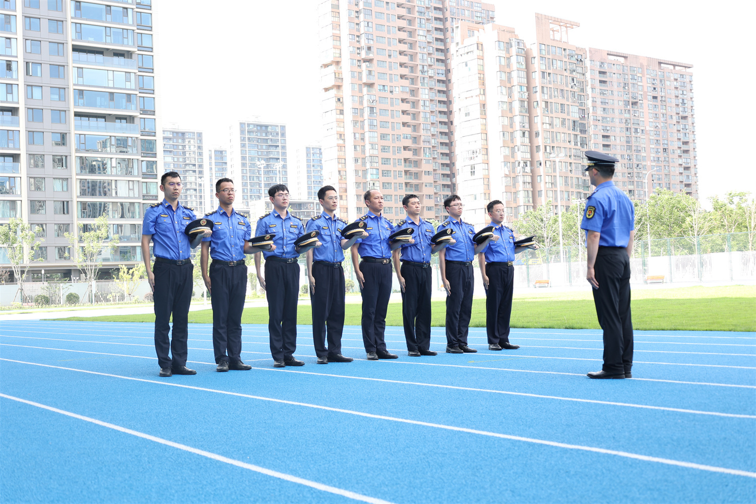 鄞州区综合执法局以队列会操淬炼铁军作风