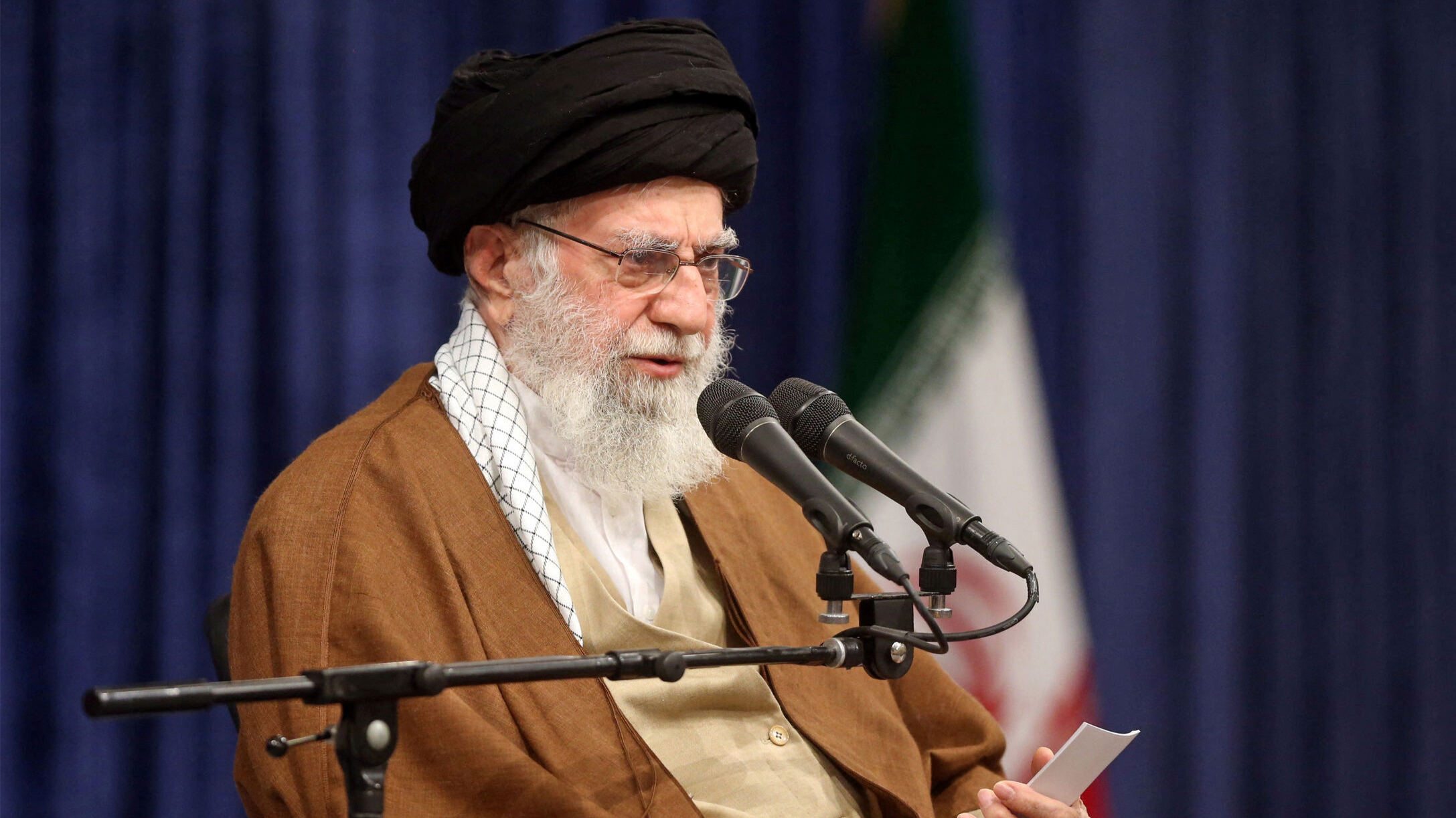 伊朗最高领袖首度回应美国袭击：必须惩罚