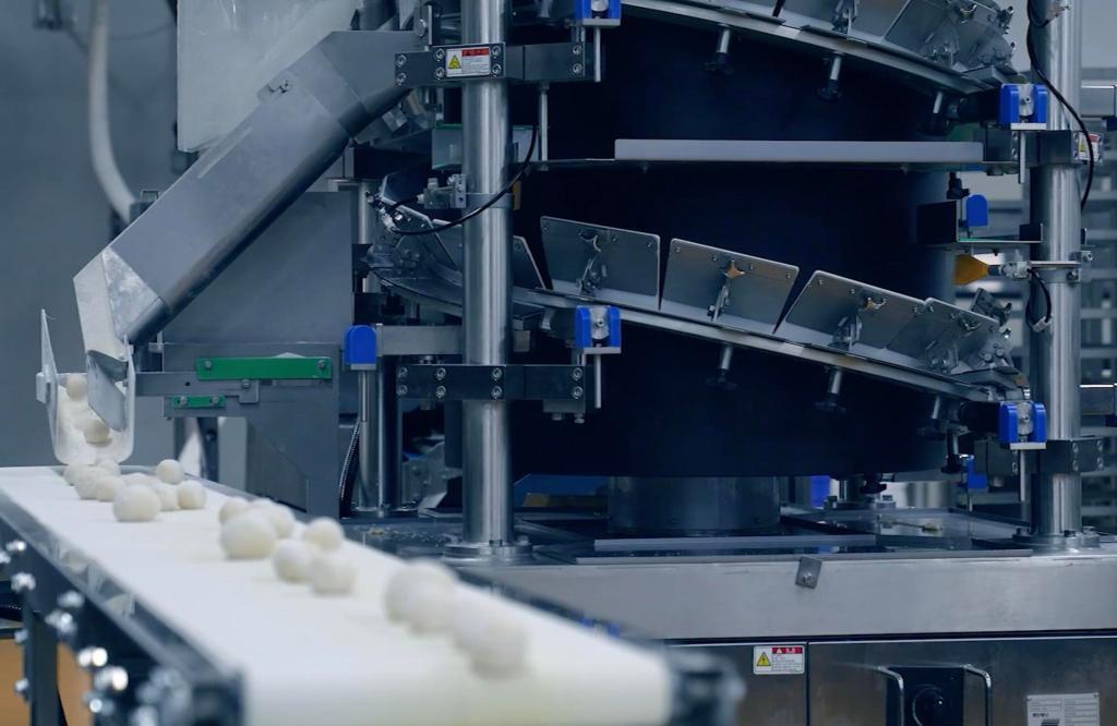 图为资溪面包科技发展股份有限公司智能化工厂。新华社发