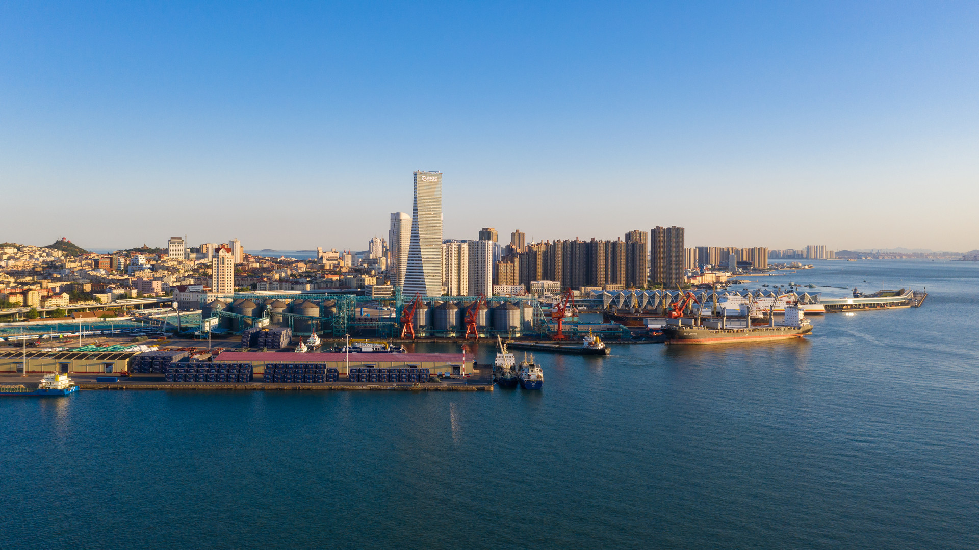 打造船舶海工产业集群 青岛北海造船新签10艘VLOC