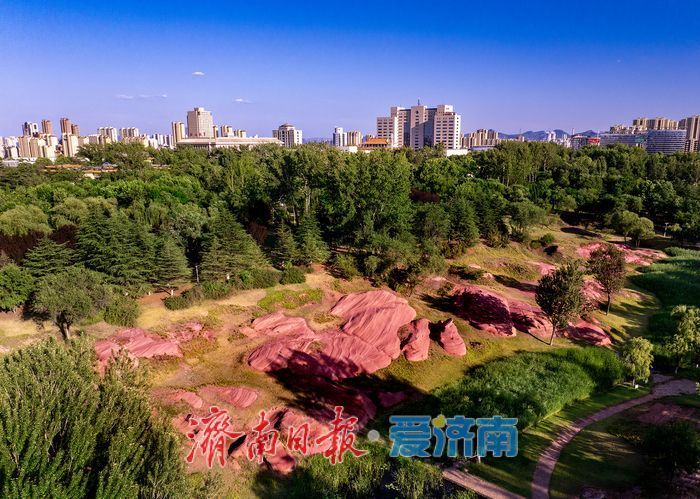 一年四季 泉在济南丨莱芜红石公园:繁华都市中的侏罗纪奇观