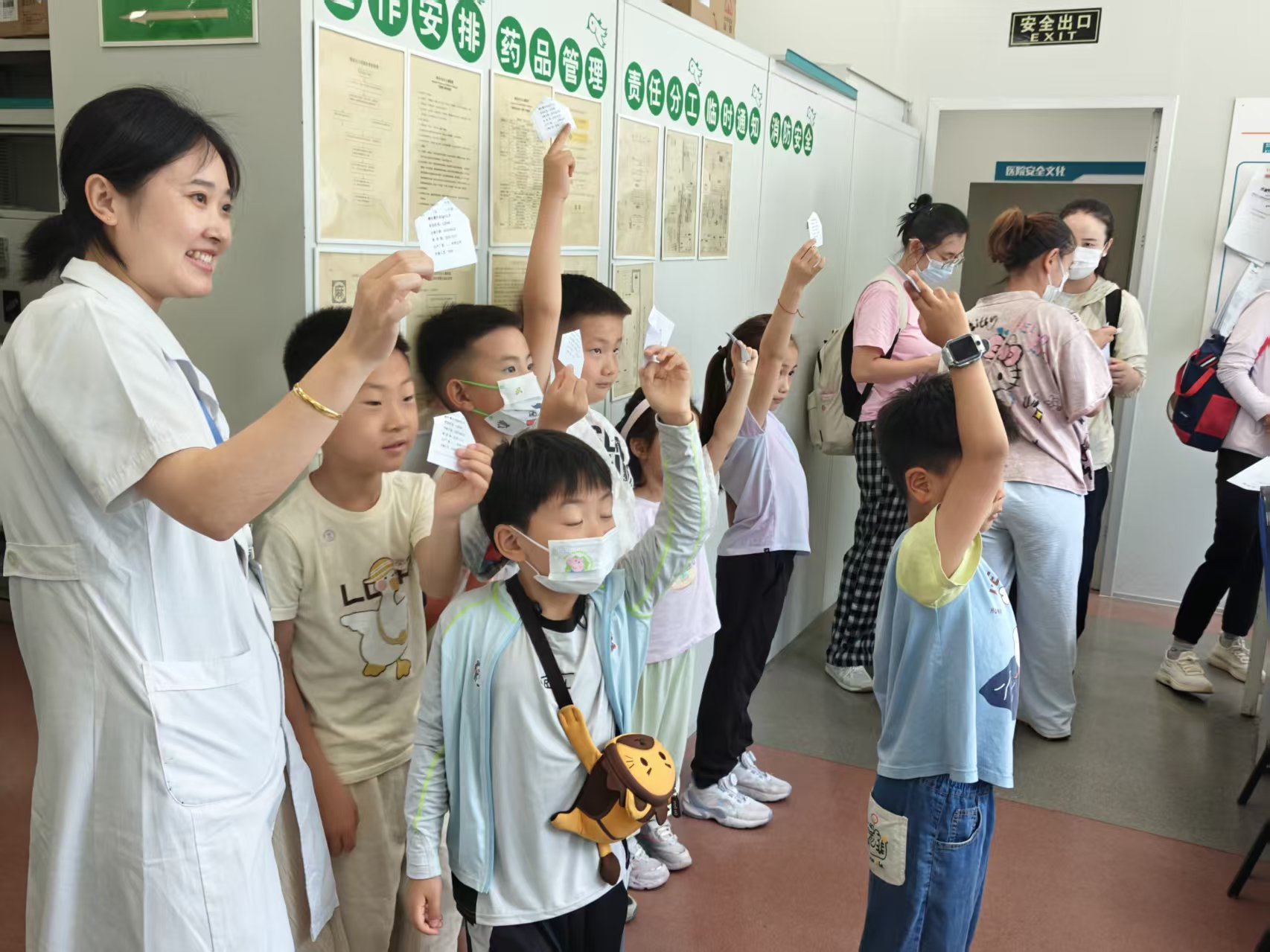 春苗成长“药”呵护——青岛市妇女儿童医院儿童安全用药科普教育基地实践研学之旅