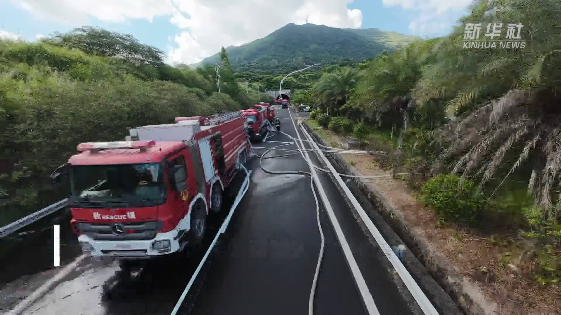 福建漳州举行高速公路隧道事故处置演练