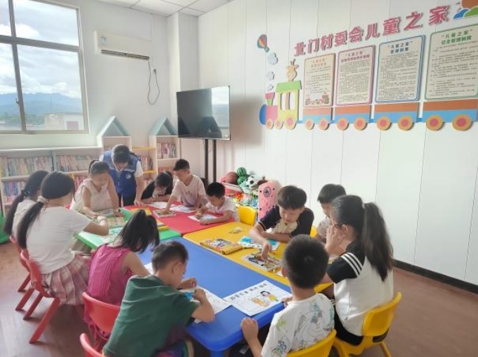 永新縣禾川鎮開展暑期中小學生防溺水主題繪畫活動