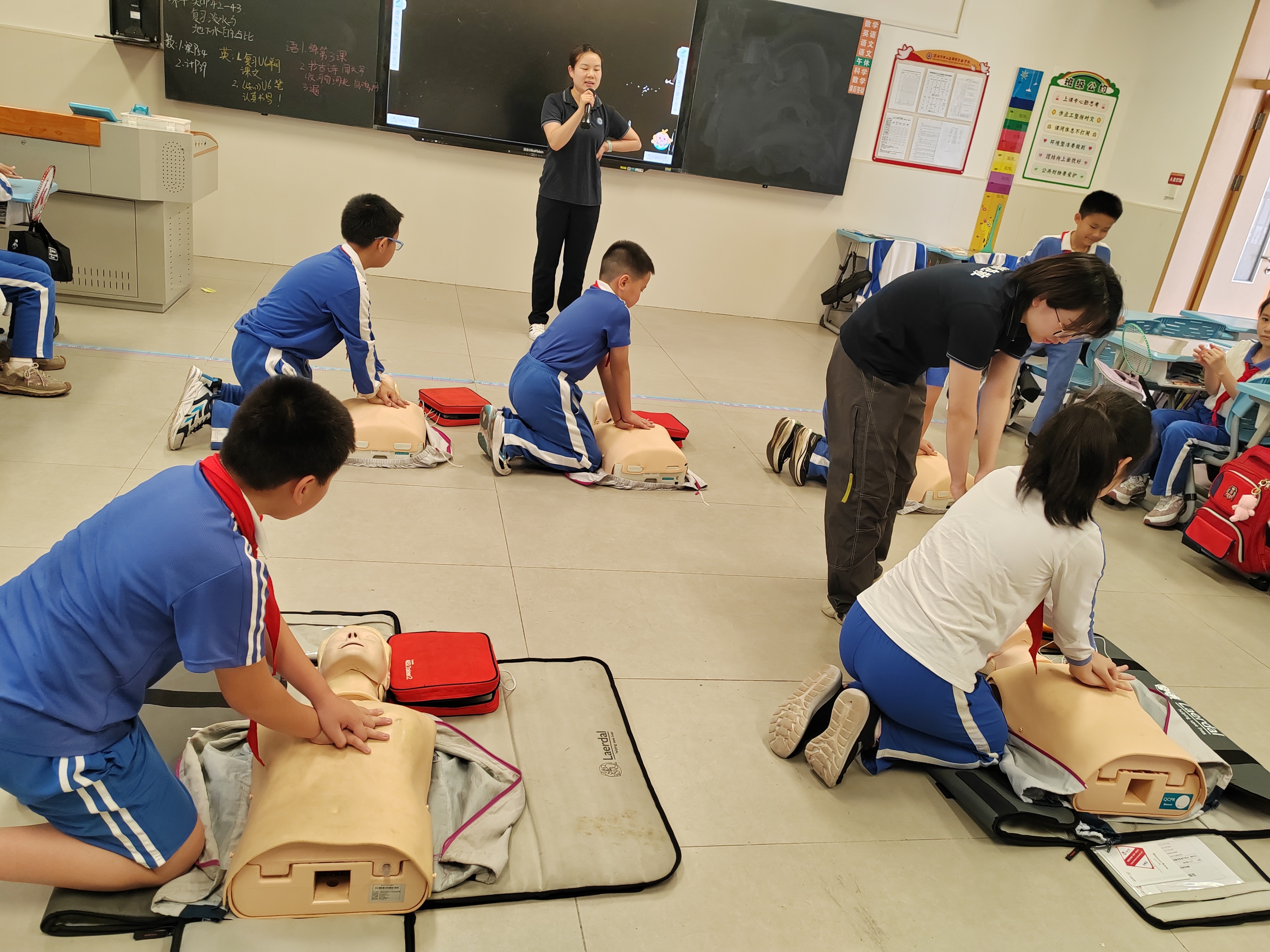 从中医药文化到应急救护  坪山区中医院创新实践校园特色研学课程