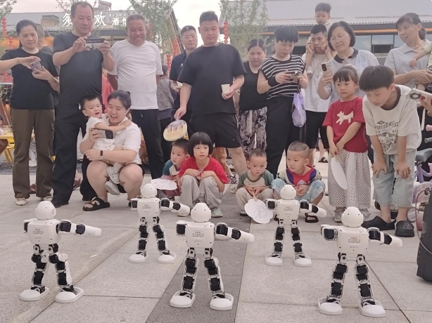 江西瑞昌市：文明集市火熱開市