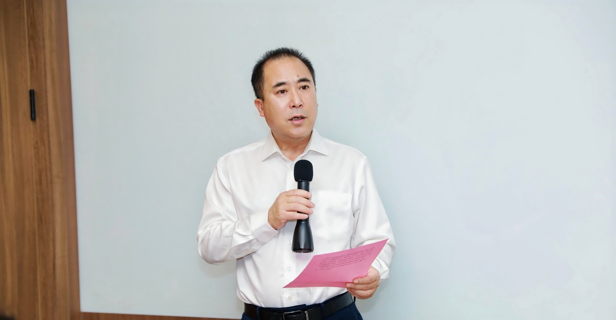 兴业银行深圳分行党委委员、副行长赵建军致辞