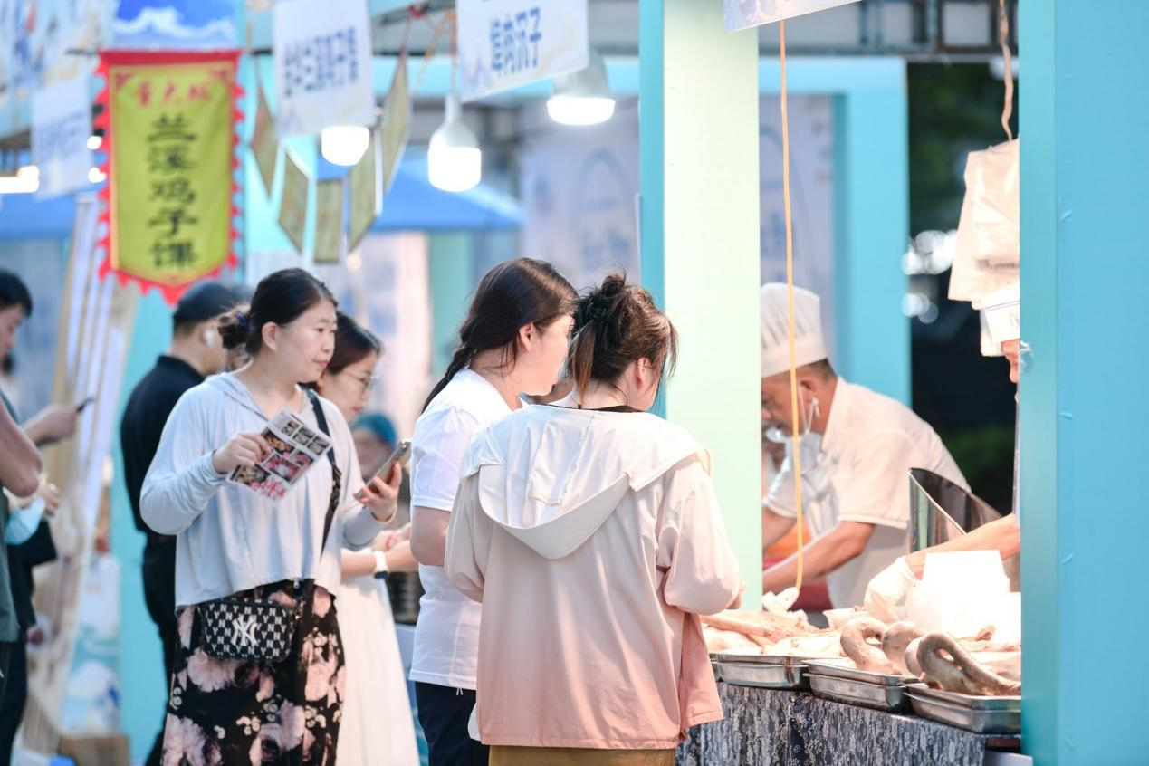 “乐享消费·畅购甬城”2025年“味美浙江”餐饮市集璀璨启幕 点燃甬城夏日消费新热潮