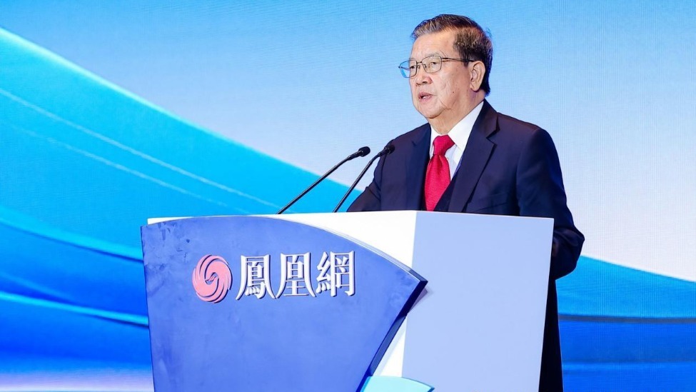 龙永图：美国最亲近的盟友也不会在威胁下进行关税谈判_凤凰网