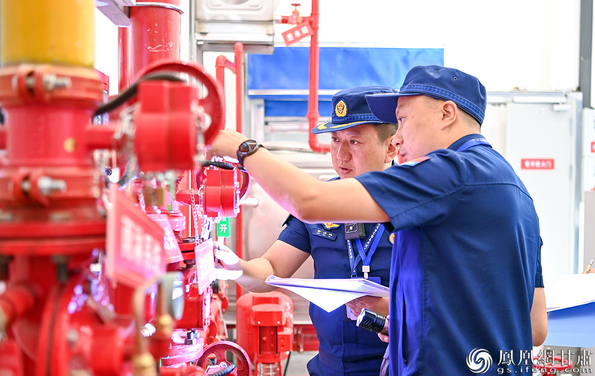 “蓝朋友”角逐消防科技管理和产品监督业务比武 甘肃省消防救援总队供图