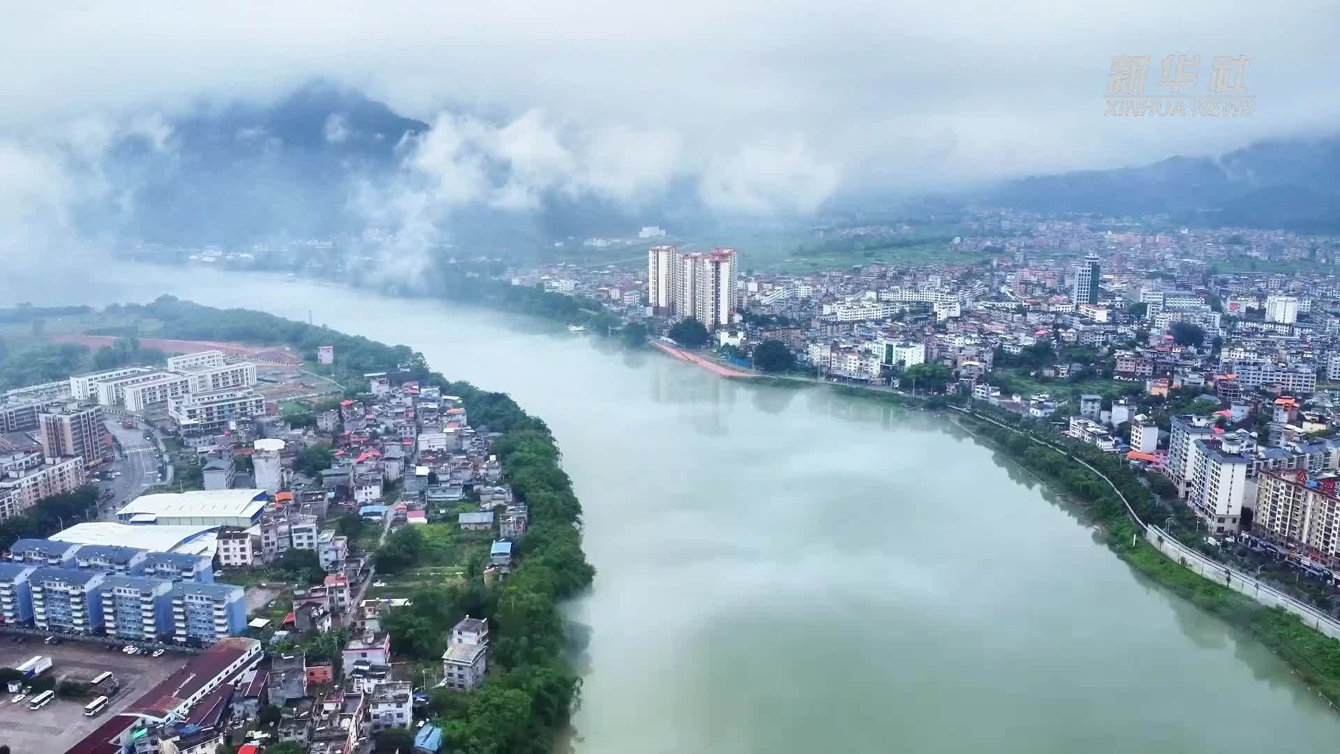 千城胜景｜广西昭平桂江：水墨画卷里的朦胧诗意