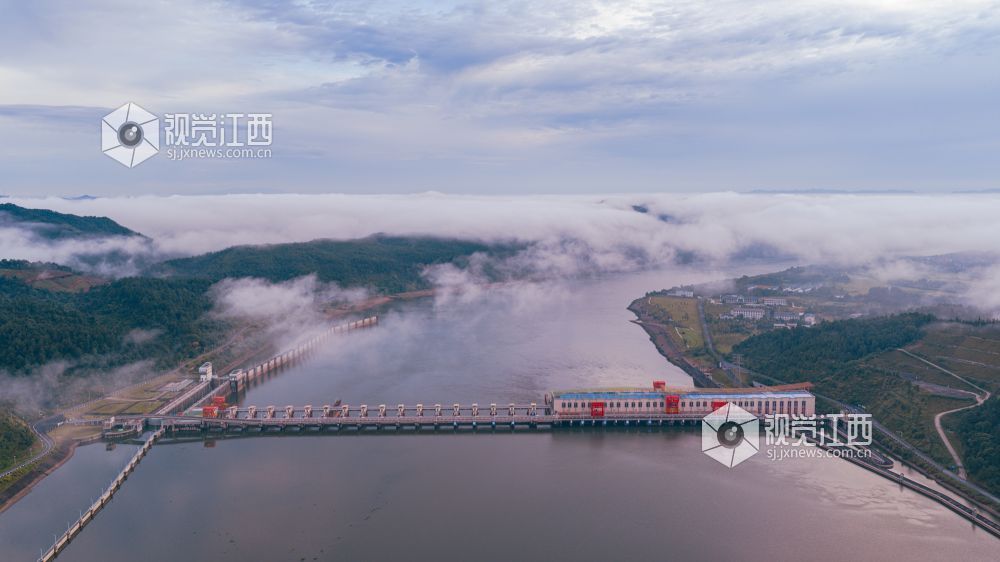 2025年6月28日在江西省吉安市峽江縣水利樞紐拍攝的畫面。