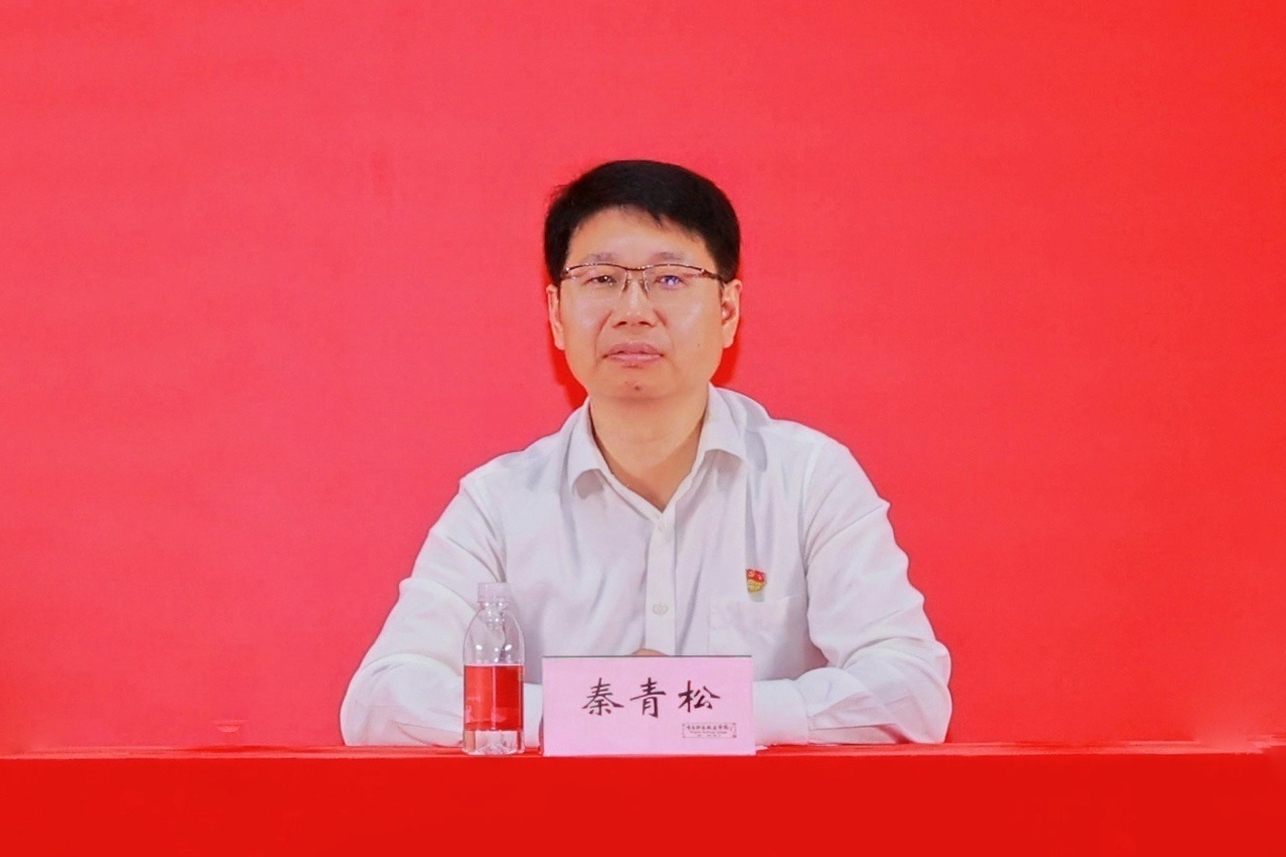 长风万里鹏程举，巨浪千重骏业开！青岛职业技术学院举行2025届毕业典礼