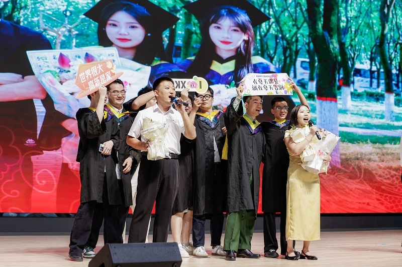 诗歌朗诵《我骄傲，我是科大高新人》