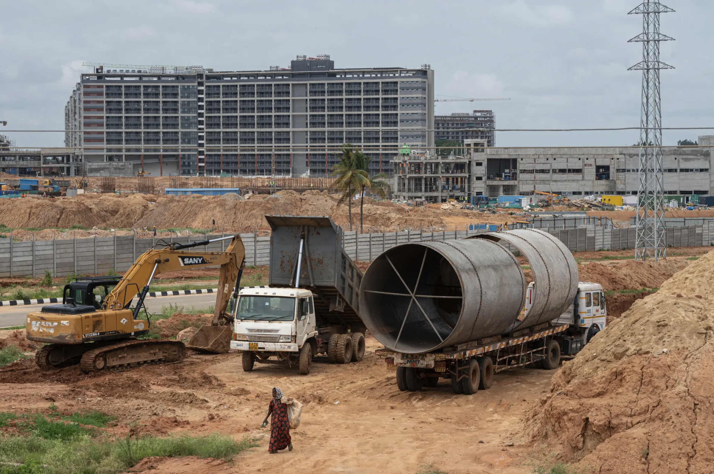 特朗普一心想要美国制造iPhone,为何苹果选择了印度?