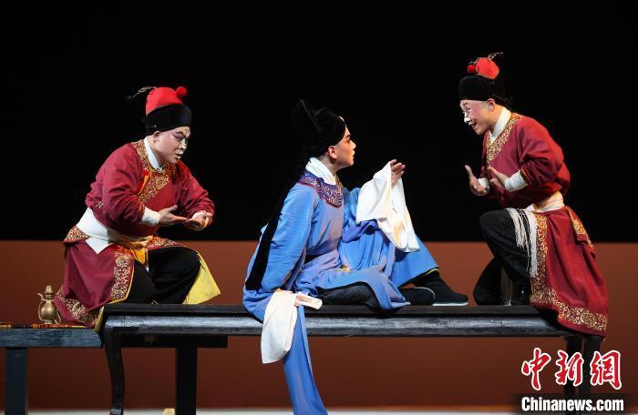 贛劇《南柯記》在江西省贛劇院大劇場上演（圖）