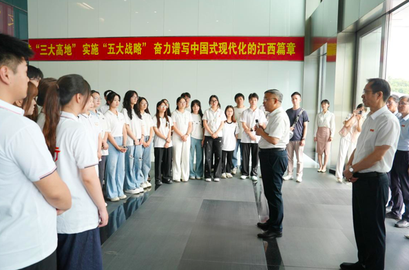 江西中醫藥大學：在“行走的思政課”中探尋中醫藥文化富礦