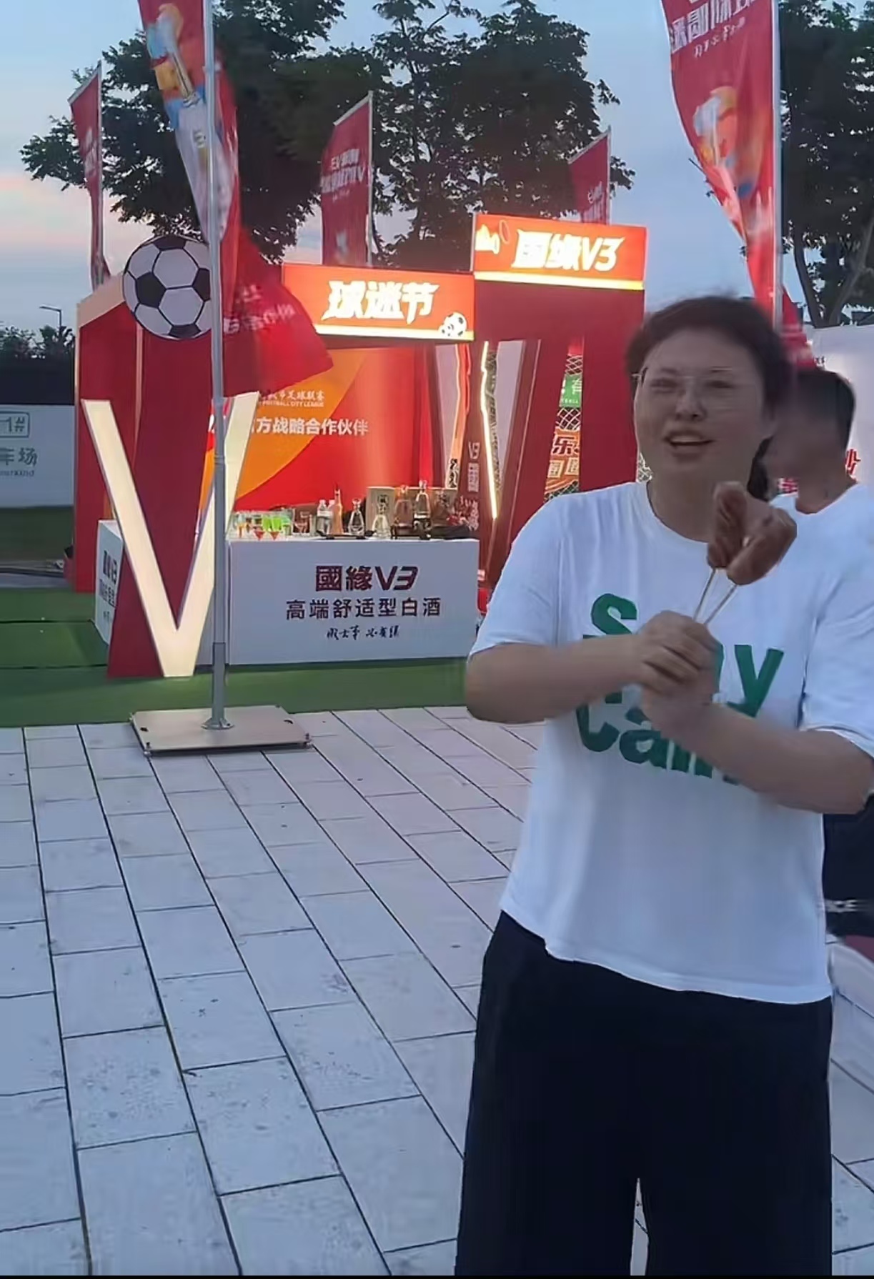 _足球赞助_足球赞助商靠什么赚钱