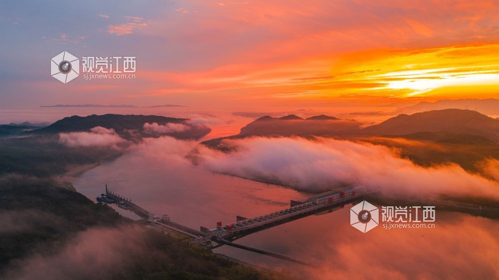 2025年6月28日在江西省吉安市峽江縣水利樞紐拍攝的畫面。