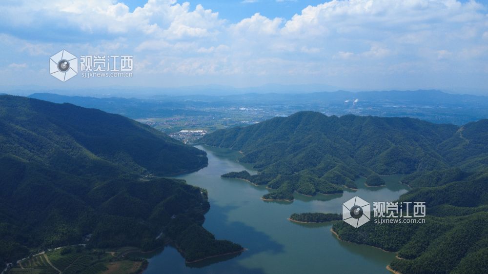 6月26日，江西省蘆溪縣加大山口巖水庫。