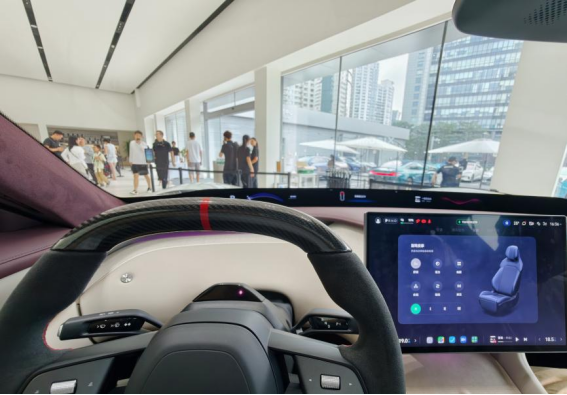 不达预期的理想,怎么挡YU7?