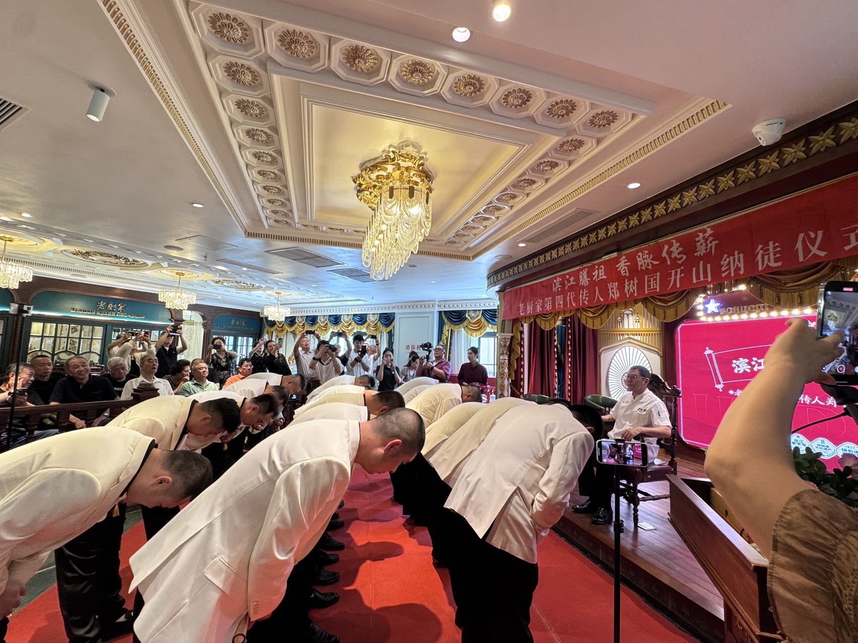 非遗传承新实践：老厨家滨江官膳以开放传承赋能城市文化发展