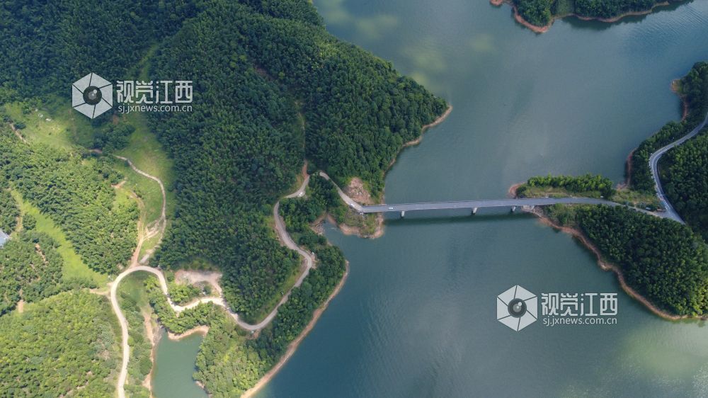6月26日，江西省蘆溪縣加大山口巖水庫。