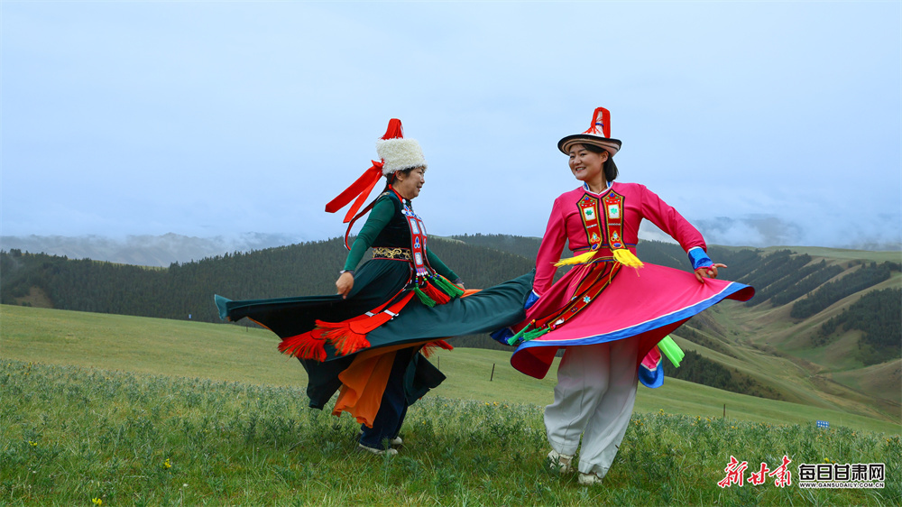 肃南康乐草原迎来最美季