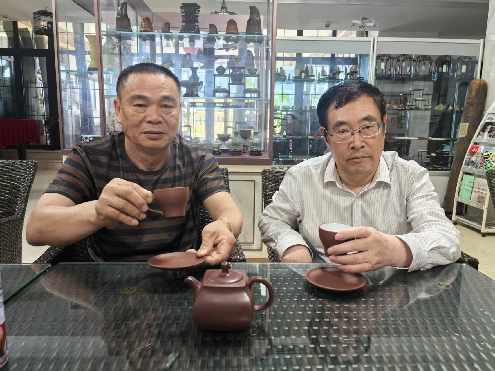 李双喜作品入藏联合国亚文联 紫砂艺术闪耀国际