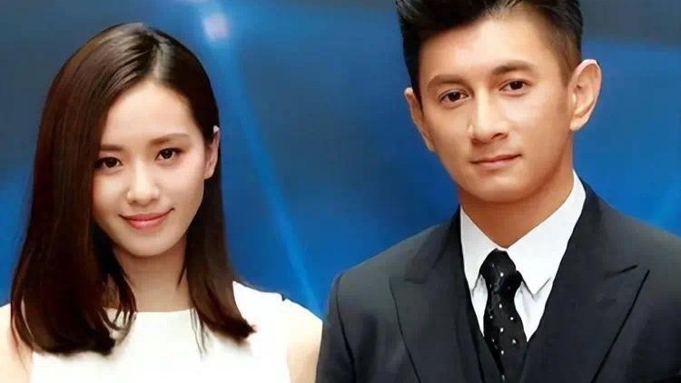 离婚风波后罕见同框!刘诗诗吴奇隆带儿子出行,全程无交流似陌生人封面图