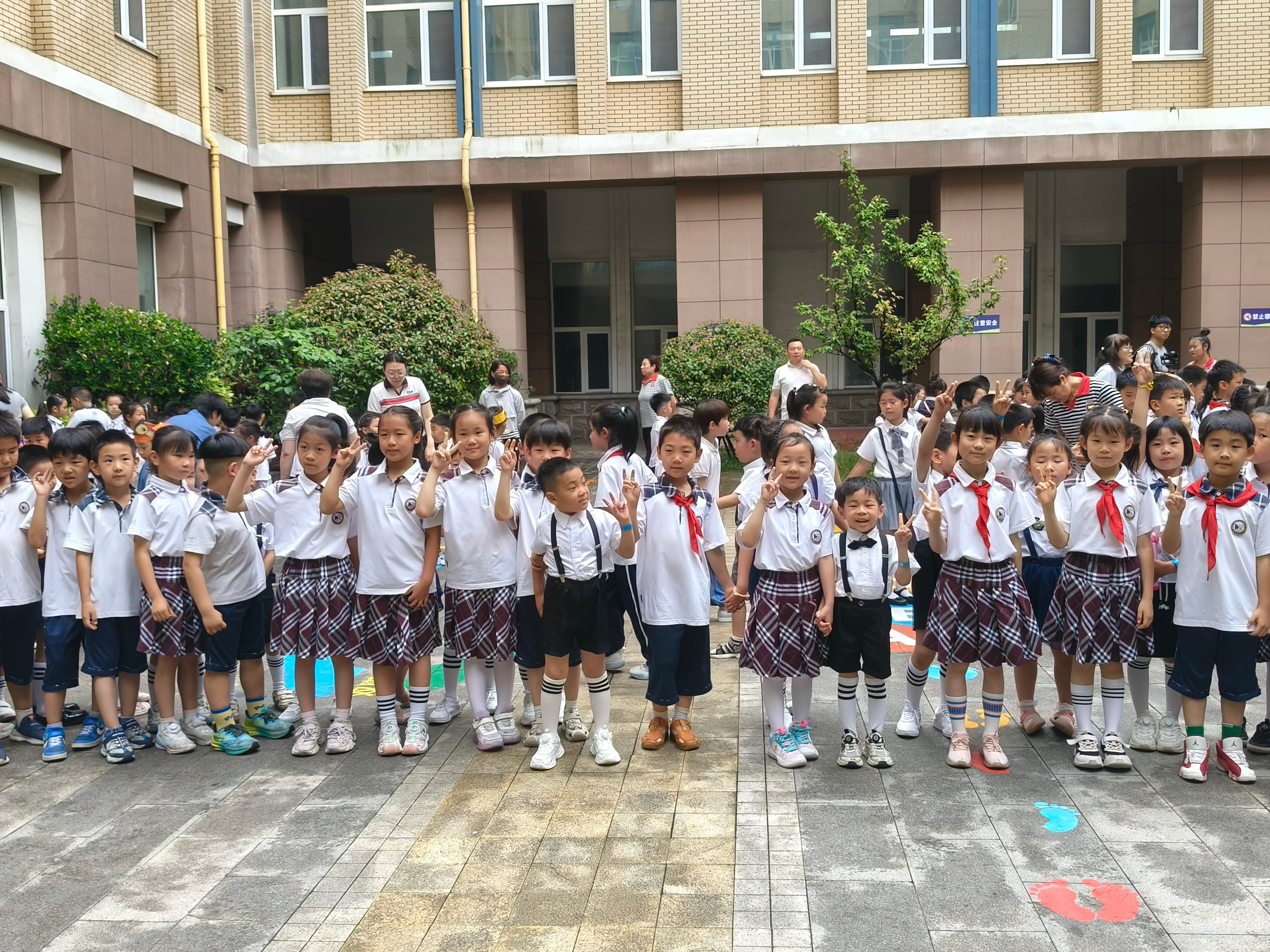 幼小双向奔赴,成长无缝衔接!青岛宁夏路小学创新开展小学与幼儿园联合乐考活动