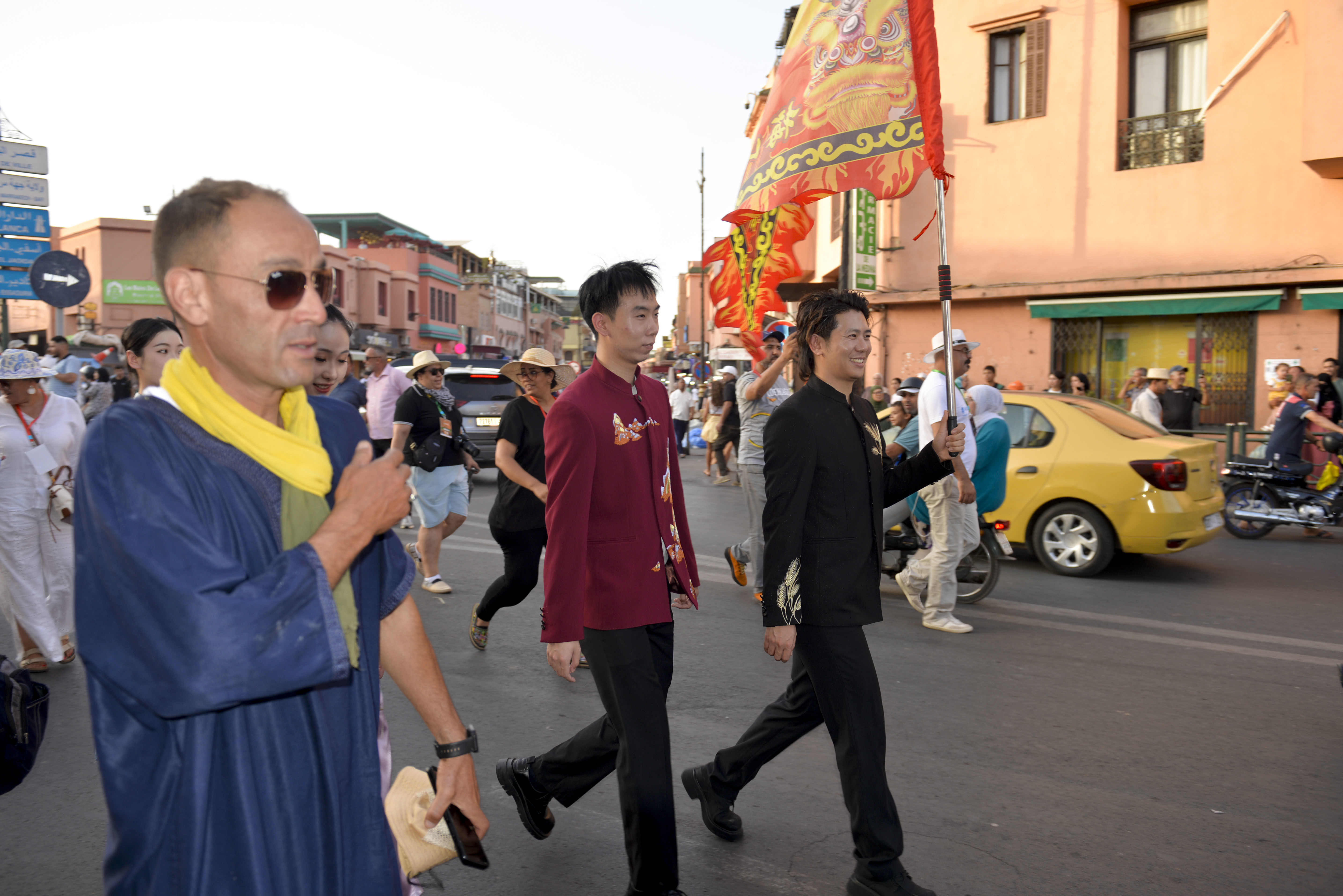 江南舞步跃动北非古城 宁波艺术团亮相摩洛哥马拉喀什国家民间艺术节
