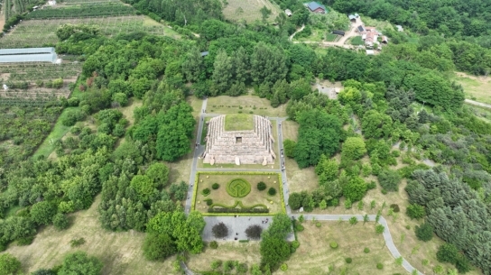 高句丽第二十代王长寿王之陵(将军坟)。陈嘉龙/摄