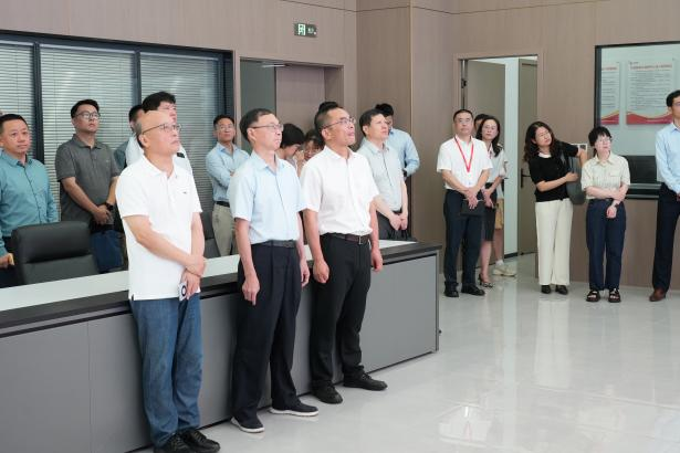 AI创新应用赋能宁波产业发展专题研讨会在宁波联通召开