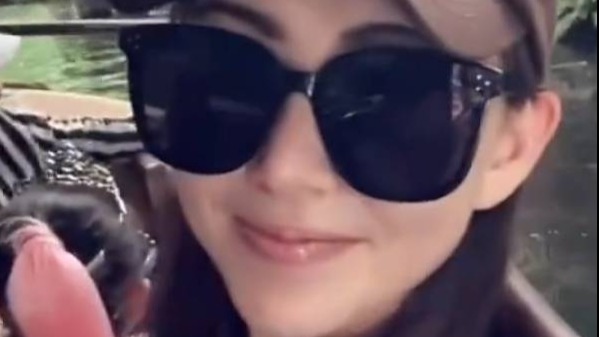 昆凌携三萌娃畅游迪士尼！为大女儿海瑟薇打造 10 岁童话生日宴封面图