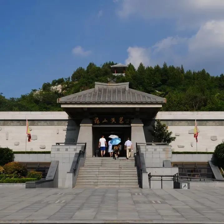 徐州龟山景区双喜临门，荣膺文旅市场两项重磅荣誉