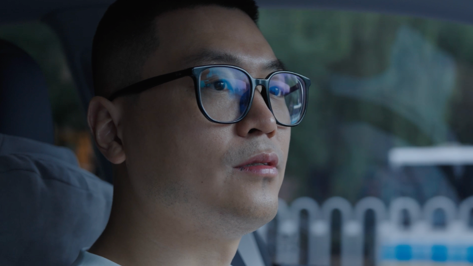 北京三甲医院男护士裸辞后做上门护理，他服务老人超5000后感叹晚年尊严何在