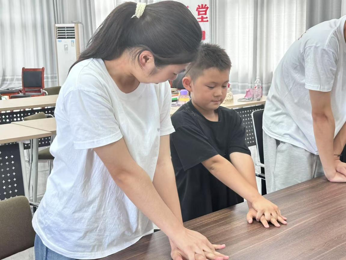 苏韵传承扬急救，生命守护绽芳华！徐州工程学院急救科普活动走进邳州议堂镇