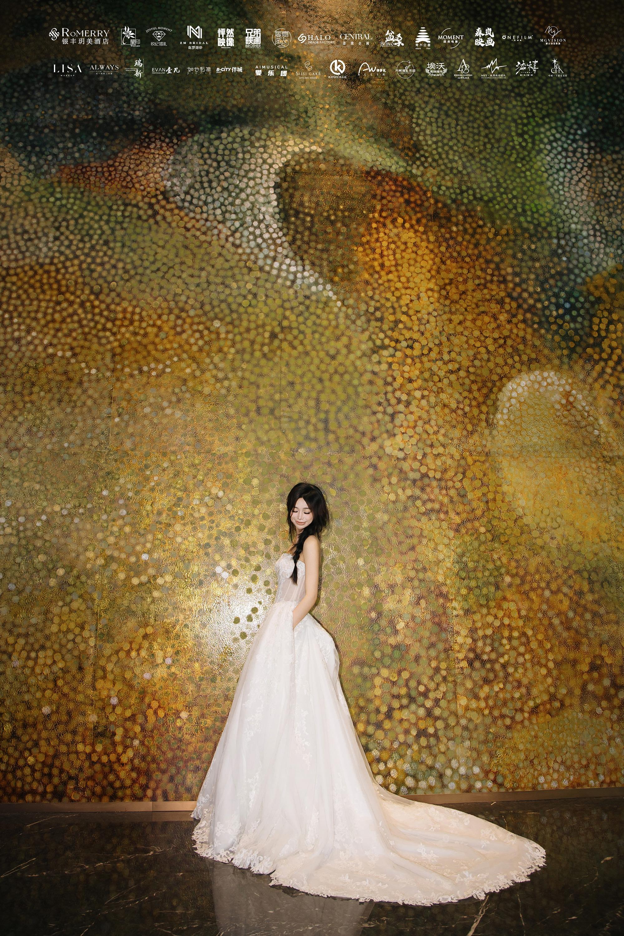 “山海永玖·玺印永恒”青岛银丰玥美酒店婚礼首秀璀璨呈现