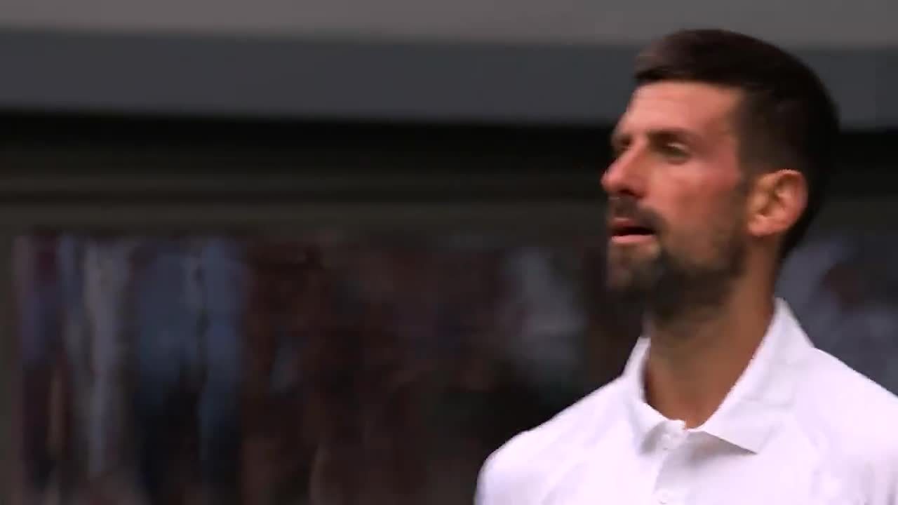 能听懂吗？德约科维奇比赛时中央球场出现中文助威声