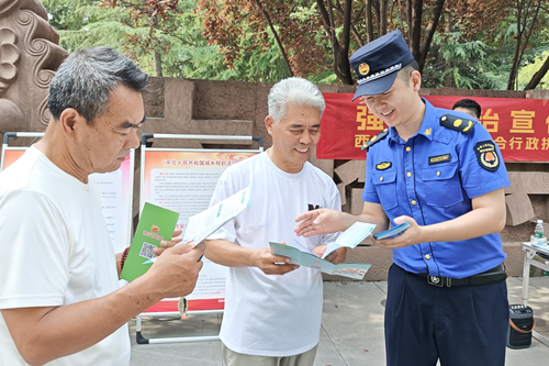 西安高新区2025年垃圾分类教学推广服务系列活动走进木塔寺遗址公园