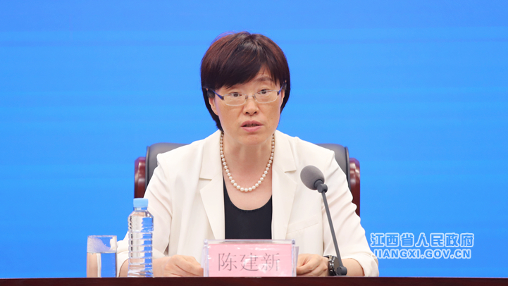 人民銀行江西省分行黨委書記、行長陳建新（文穎 攝）